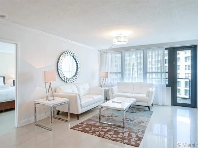 5225 Collins Ave # 1417, Miami Beach FL 33140