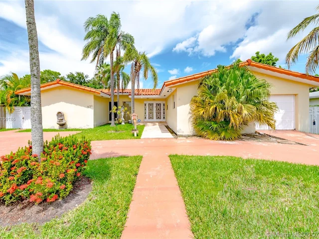 331 East Dr, Miami Springs FL 33166