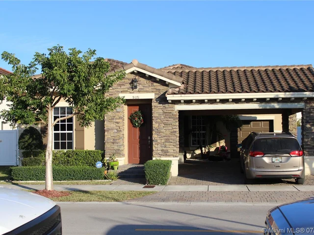 9171 SW 169th Pl, Kendall FL 33196