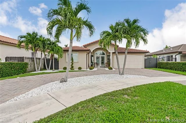 10301 SW 7th Ter, Sweetwater FL 33174