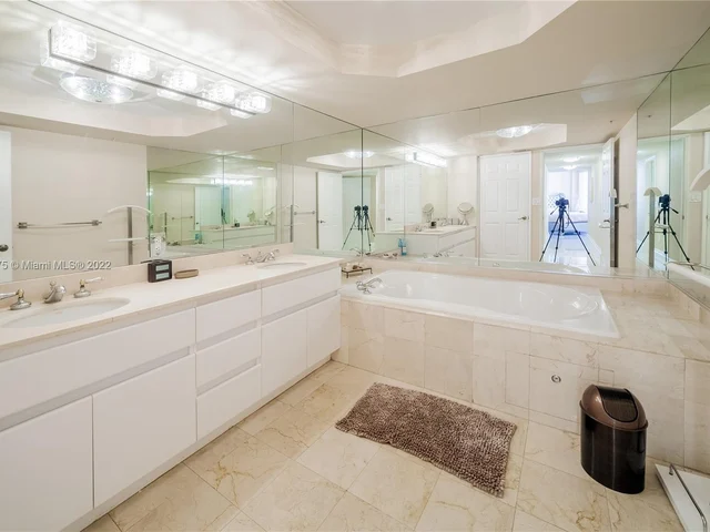 16711 COLLINS AV # 303, Sunny Isles Beach FL 33160