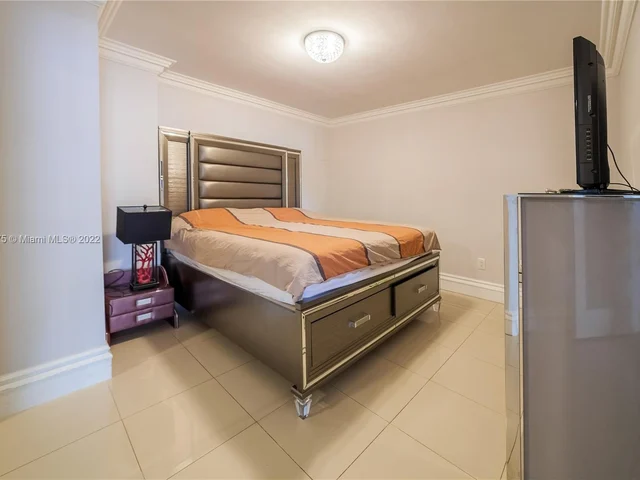 16711 COLLINS AV # 303, Sunny Isles Beach FL 33160