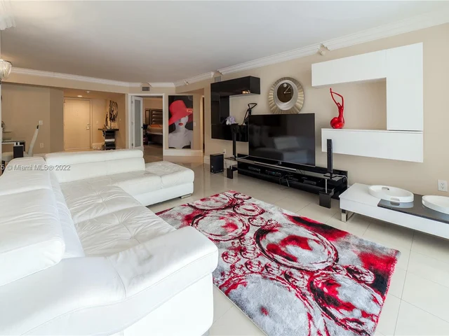 16711 COLLINS AV # 303, Sunny Isles Beach FL 33160