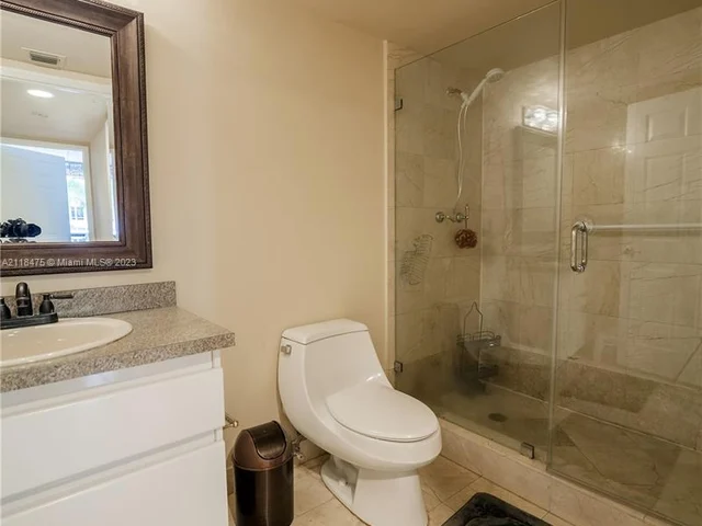 16711 COLLINS AV # 303, Sunny Isles Beach FL 33160