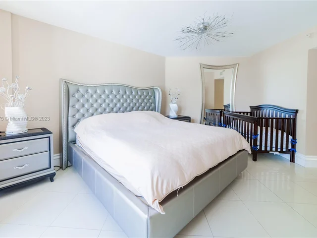 16711 COLLINS AV # 303, Sunny Isles Beach FL 33160