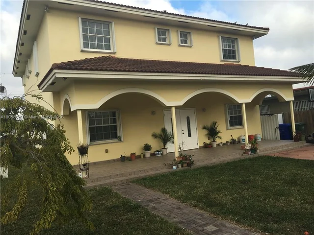 120 NW 68 AV, Miami FL 33126