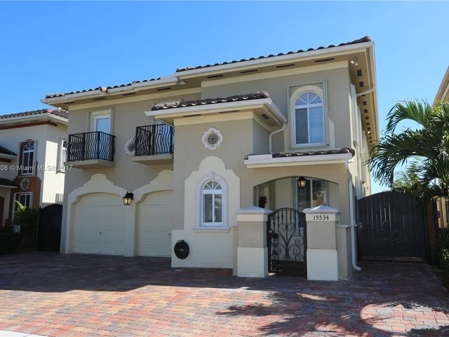 15534 SW 13th Ter, Miami FL 33194