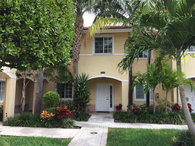 2066 NE 167th St # 108, North Miami Beach FL 33162