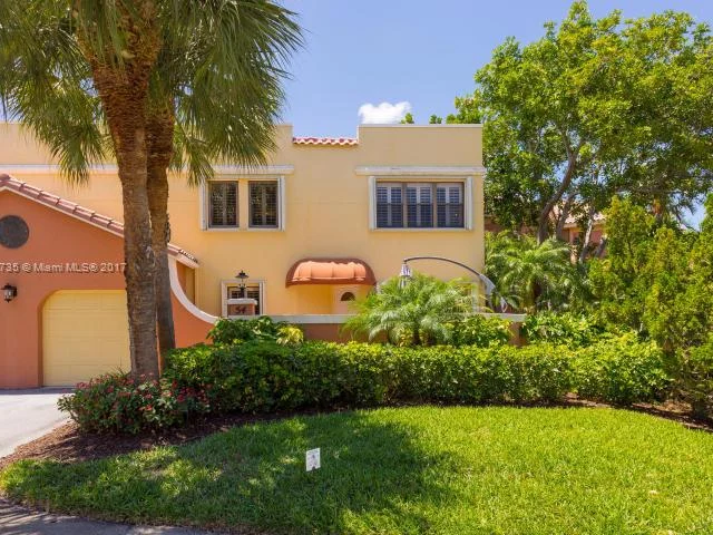 54 Uno Lago Drive, Juno Beach FL 33408