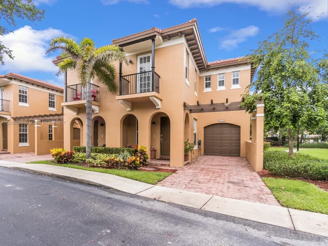 6952 Julia Gardens Dr # 6, Coconut Creek FL 33073