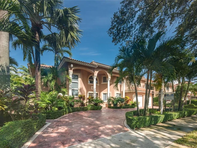 16222 NW 79th Ave, Miami Lakes FL 33016