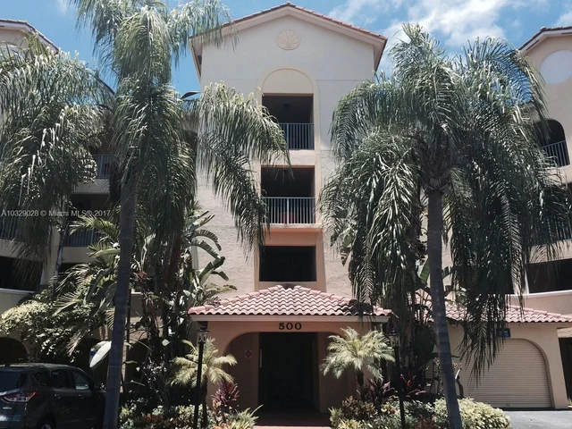 500 Uno Lago Dr # 104, Juno Beach FL 33408