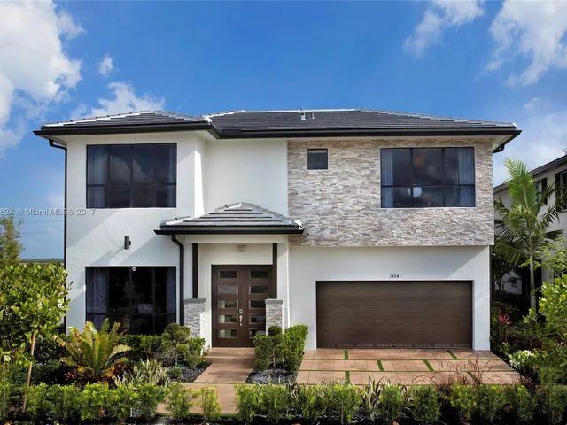 15972 SW 136 WAY, Miami FL 33196