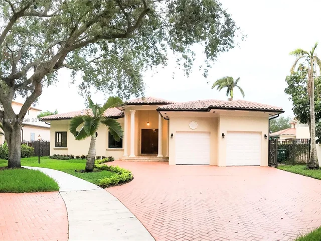 7901 NW 168th Ter, Miami Lakes FL 33016