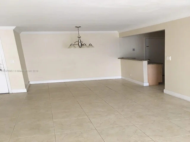 8101 SW 72nd Ave # 403W, Miami FL 33143