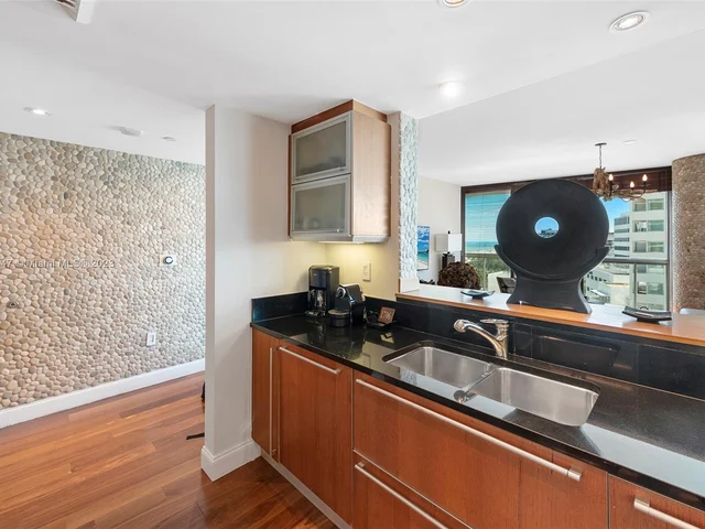 101 20th St # 1706, Miami Beach FL 33139