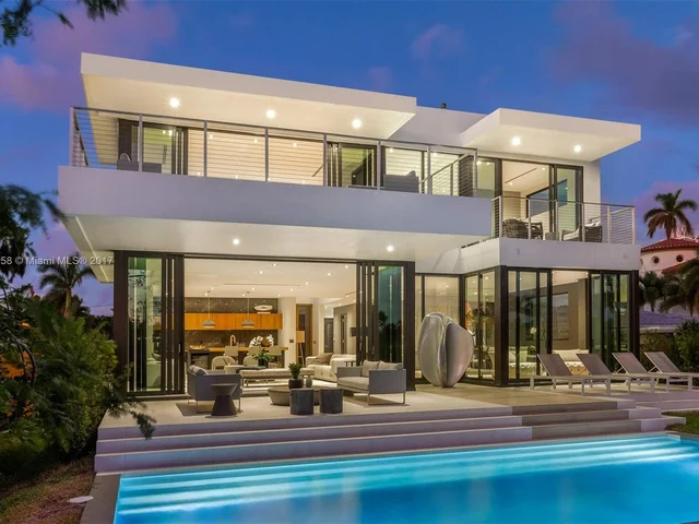 450 W 62 Street, Miami Beach FL 33140