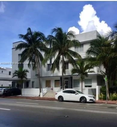 3700 Collins Ave # 100, Miami Beach FL 33140