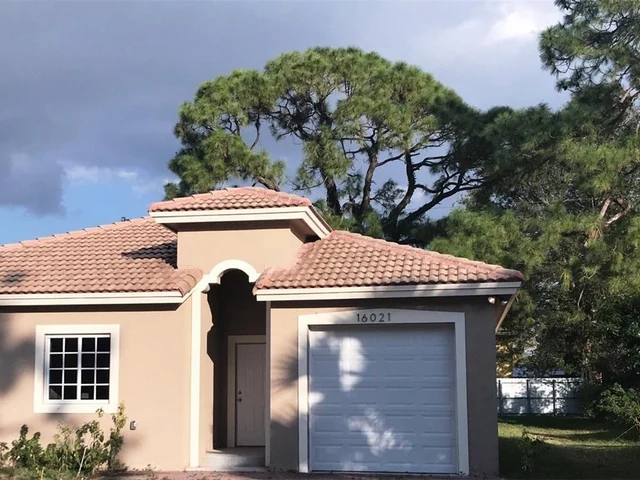 16021 NW 38th Ct, Miami Gardens FL 33054