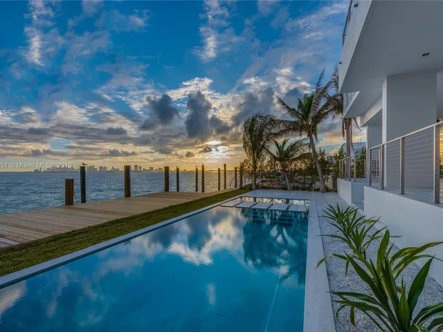 1620 S Treasure Dr, North Bay Village FL 33141