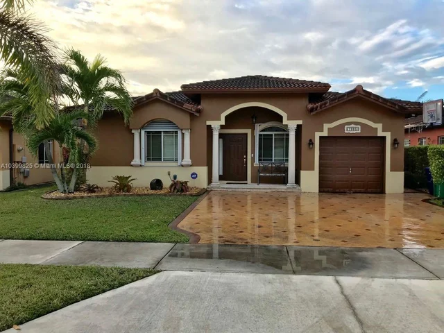 7920 NW 201st Ter, Hialeah FL 33015