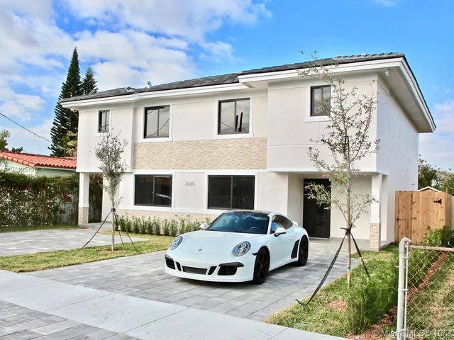 3630 SW 88 PL # A, Miami FL 33165