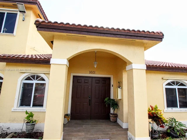 18935 NW 85th Ave # 1601, Hialeah FL 33015