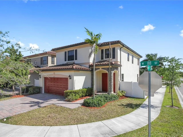 3532 W 88th St, Hialeah Gardens FL 33018