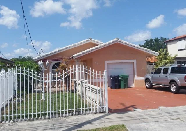 6771 SW 13th Ter, Miami FL 33144