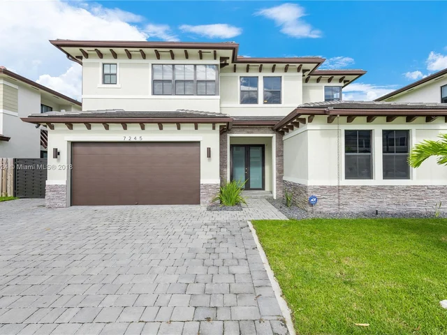 7245 SW 163rd Pl, Miami FL 33193