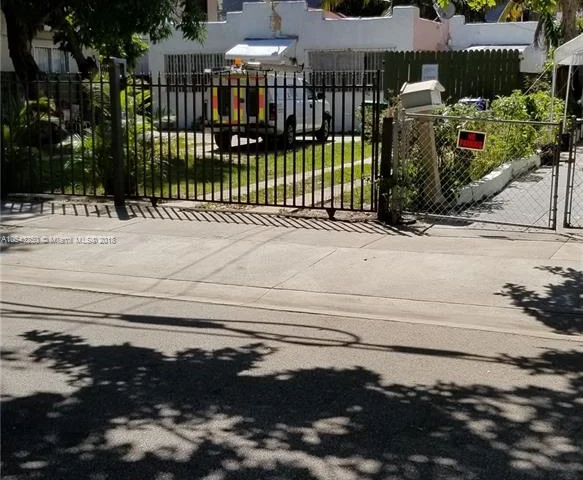 308 NW 11th Ave, Miami FL 33128