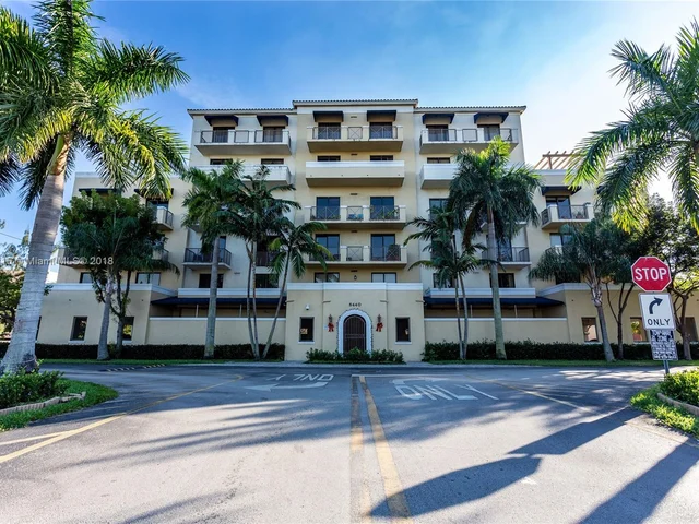 8430 SW 8th St # 504B, Miami FL 33144