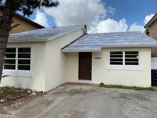 11539 SW 6th Ter, Sweetwater FL 33174