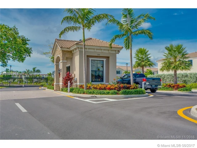 338 NE 194th Ln # 338, Miami FL 33179