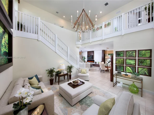 8740 NW 157 TERR, Miami Lakes FL 33018