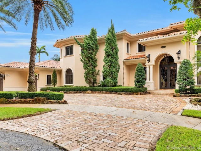 15521 NW 83rd Ave, Miami Lakes FL 33016