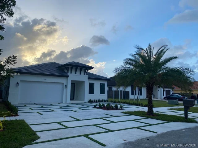 17320 SW 92nd CT, Palmetto Bay FL 33157
