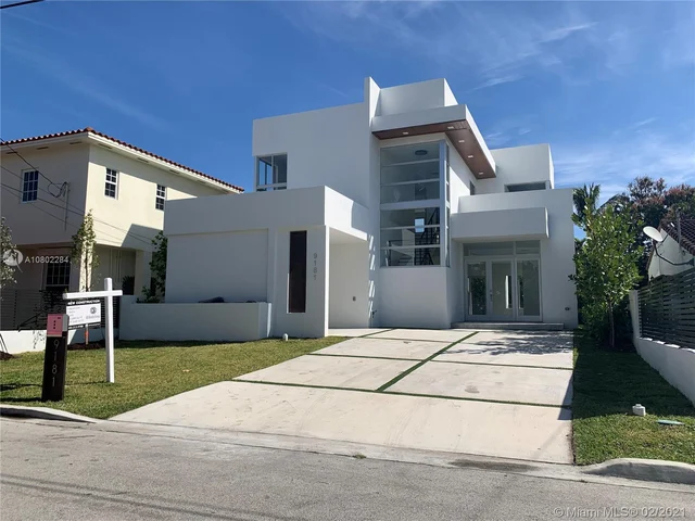 9181 Carlyle Ave, Surfside FL 33154