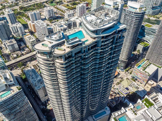 1000 Brickell Plaza # 2405, Miami FL 33131