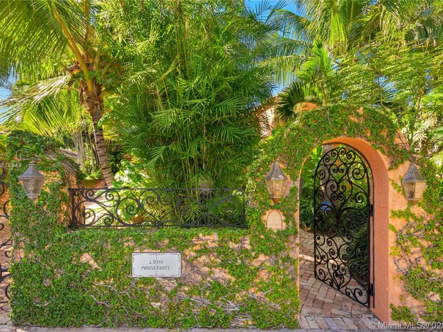 4200 Monserrate St, Coral Gables FL 33146