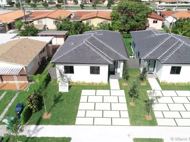 10415 SW 25 ST, Miami FL 33165