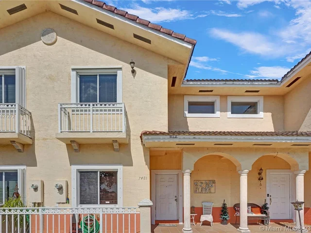 7481 NW 180th St, Hialeah FL 33015