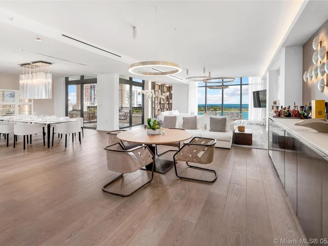 7075 Fisher Island Dr # 7075, Miami Beach FL 33109