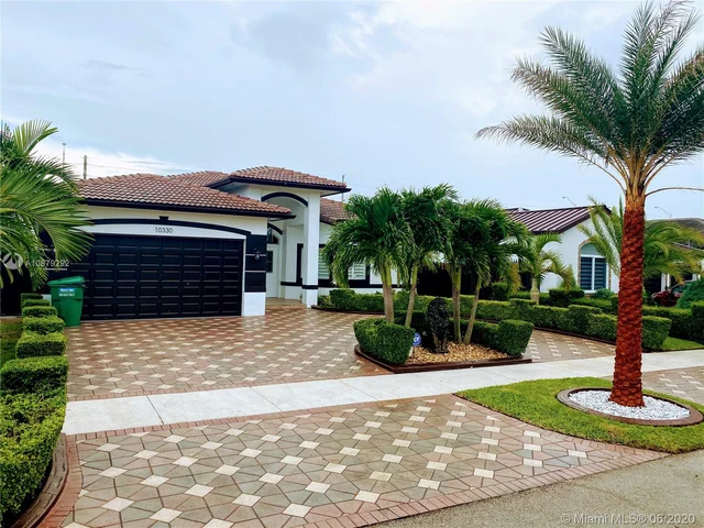 10330 SW 7th Ter, Miami FL 33174