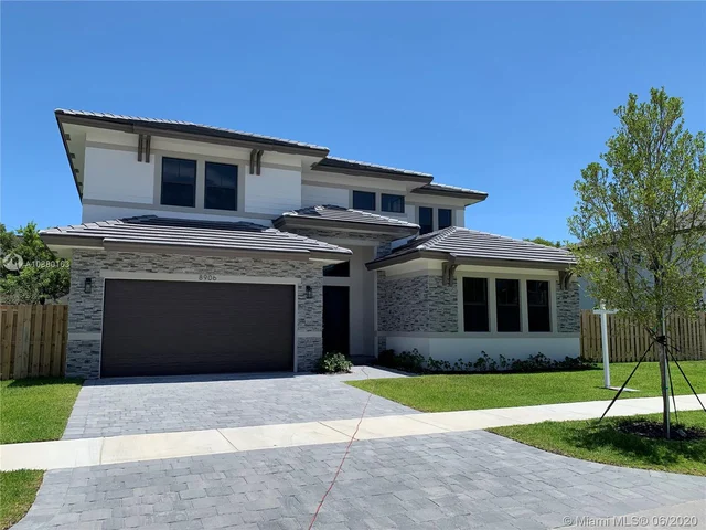 8906 SW 69 Terrace, Miami FL 33173