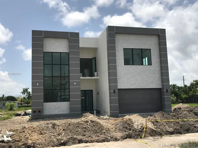 4235 SW 84 CT, Miami FL 33155