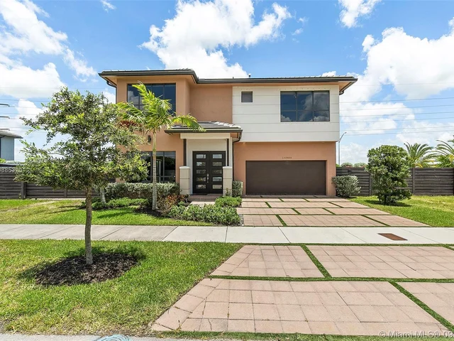 15905 SW 136th Ter, Miami FL 33196