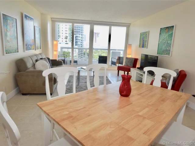 1717 N Bayshore Dr # 1248, Miami FL 33132