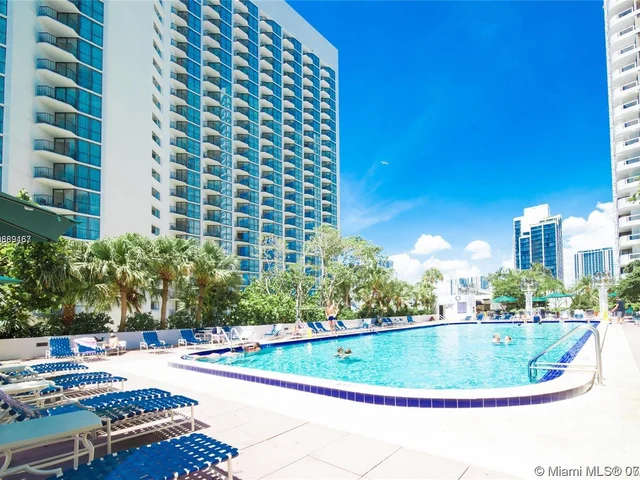 1717 N Bayshore Dr # 1248, Miami FL 33132