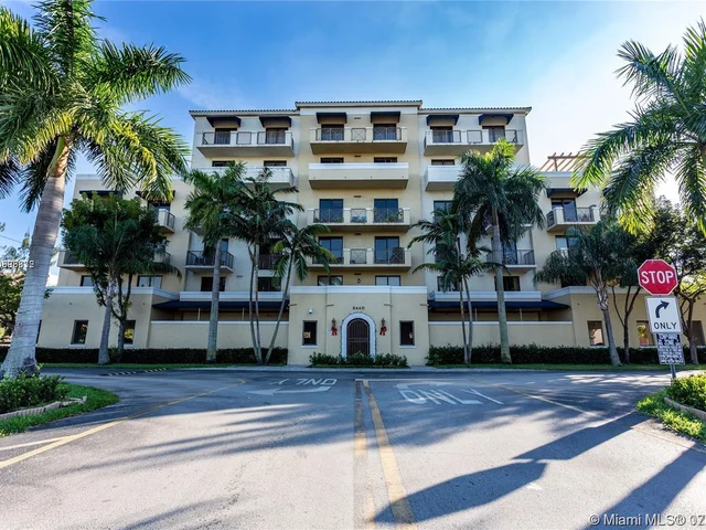 8430 SW 8th St # 203B, Miami FL 33144